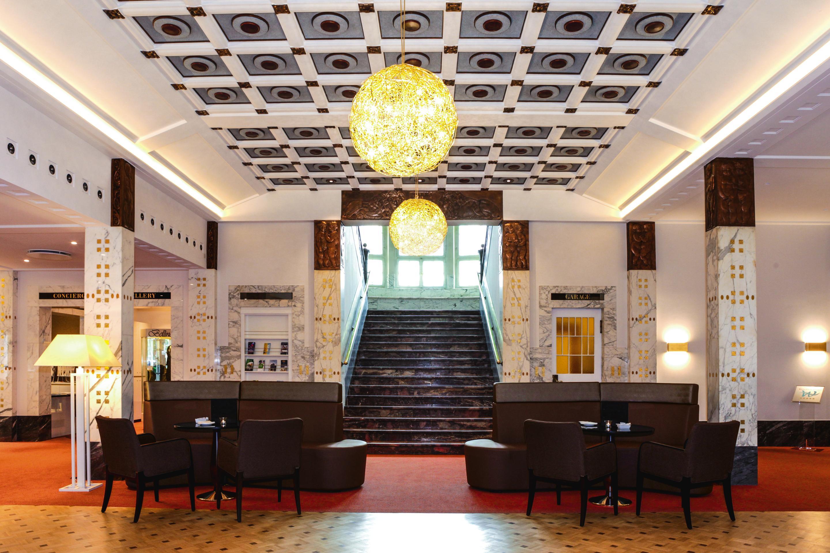 Steigenberger Hotel & Spa Bad Pyrmont Exterior photo Interior of the hotel