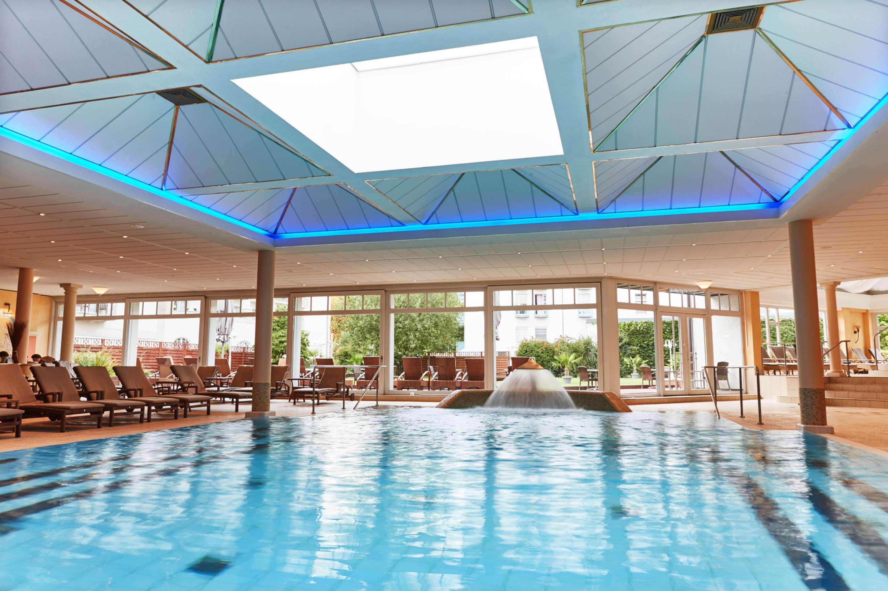 Steigenberger Hotel & Spa Bad Pyrmont Exterior photo The indoor swimming pool